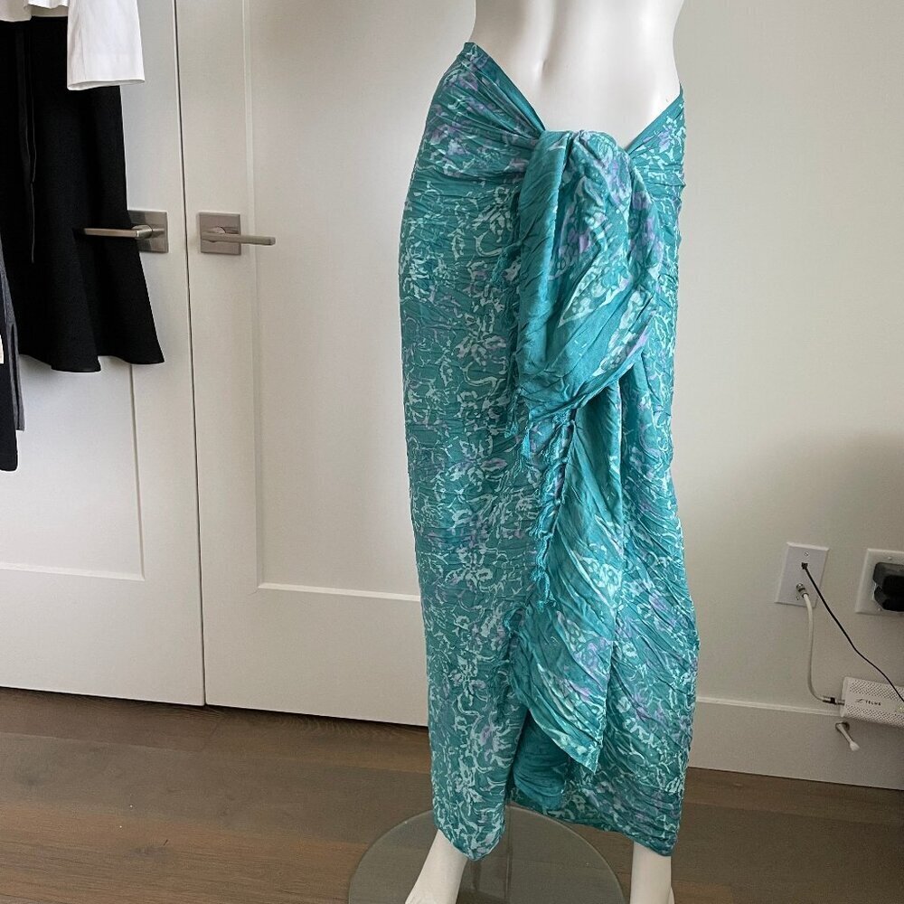 Fringed Tie Dye Wrap/Cover Up/Scarf Green White Purple OS No Brand Fabric Tags